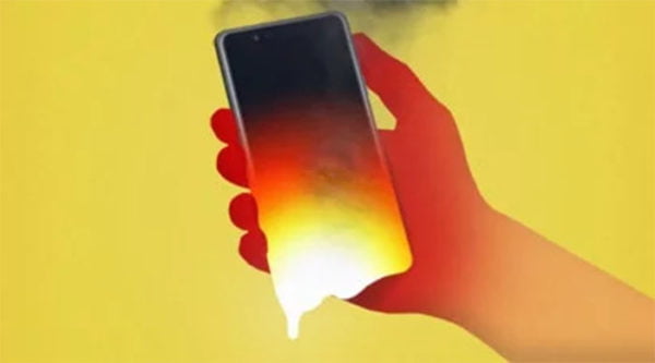 Membiarkan Smartphone Overheat